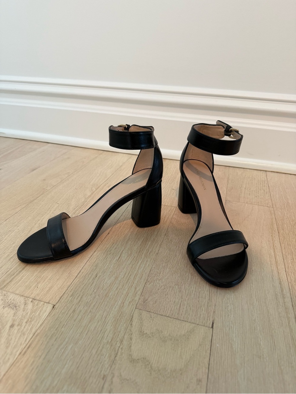Stuart Weitzman Classic Black Ankle-Strap Block Heel Sandals - 5.5 - never worn!
